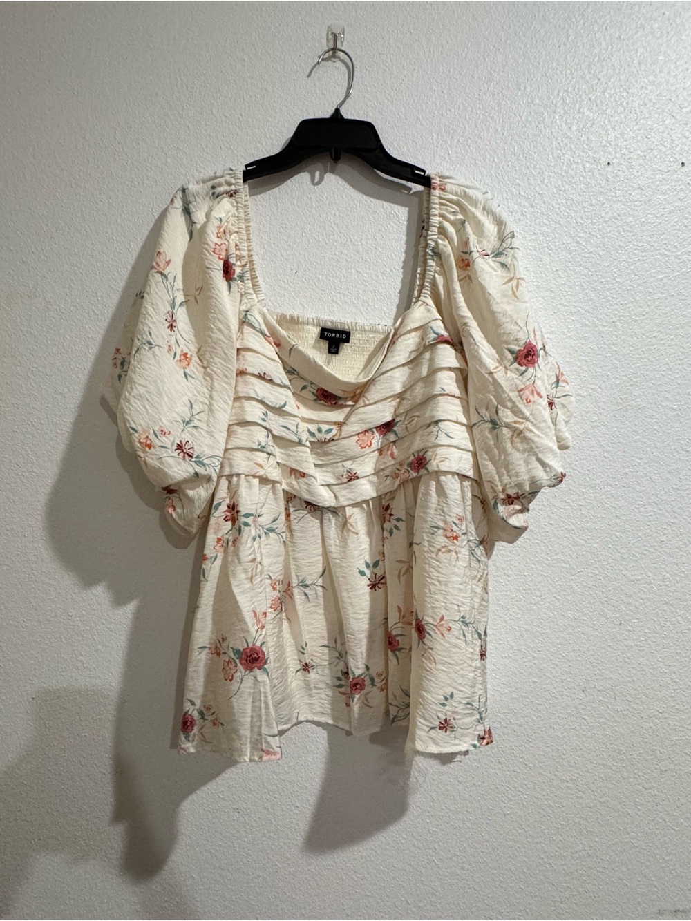 torrid Cream Floral Puff-Sleeve Square-Neck Blouse